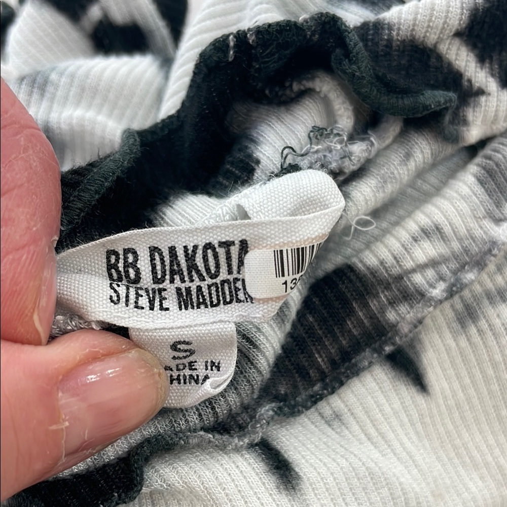 BB Dakota Dye Oh My Knit Top, S - Picture 3 of 8